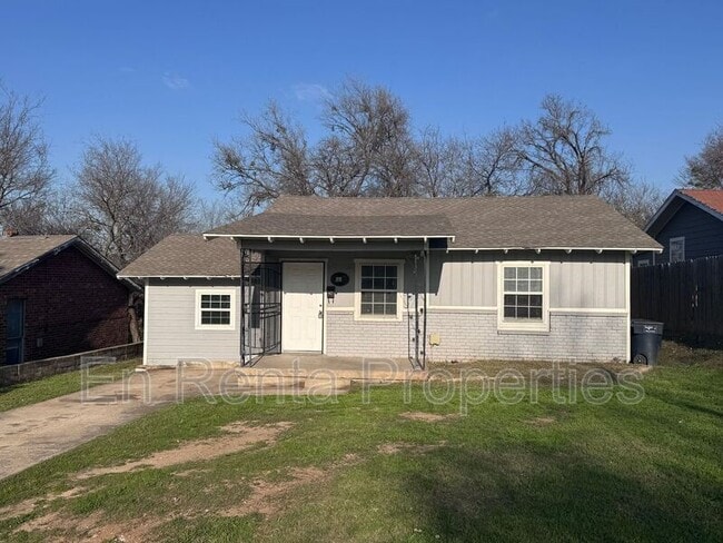 Photo - 2818 NW 31st House