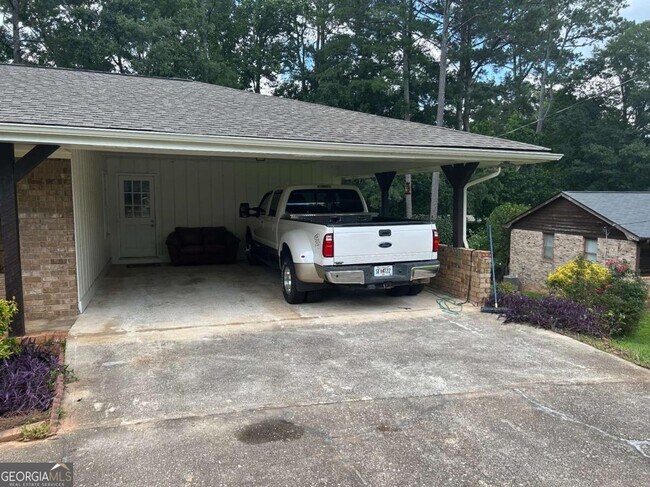 Foto del edificio - 1271 Arrowhead Rd