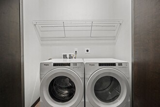2BR, 2BA - The Element Apartments