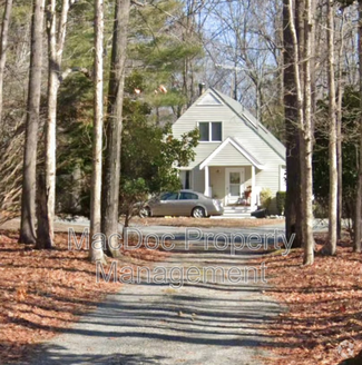 Building Photo - 16317 Maple Dr