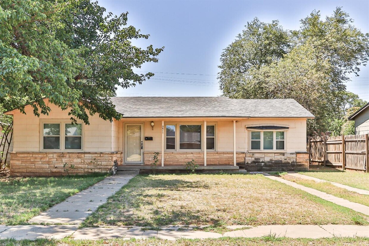2611 44th St, Lubbock, TX 79413 House for Rent in Lubbock, TX
