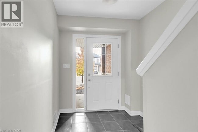 Photo du bâtiment - 35 Sportsman Hill St