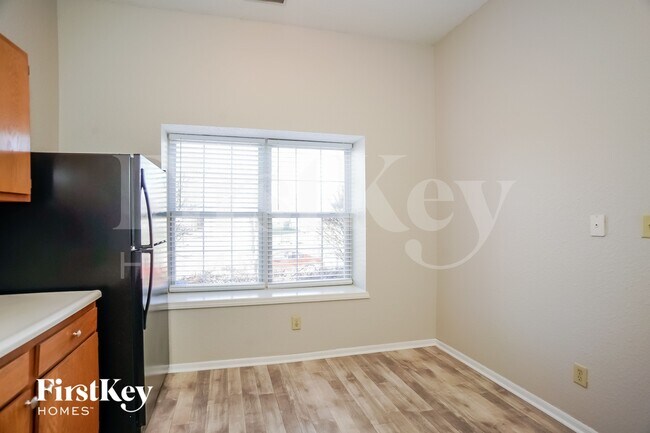 Foto del edificio - 1435 Blue Brook Way