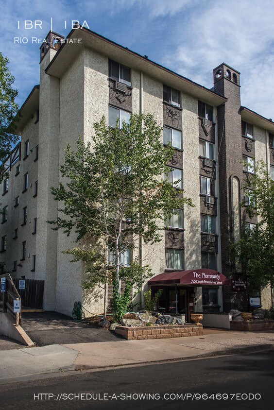 Foto principal - 3550 S Pennsylvania St