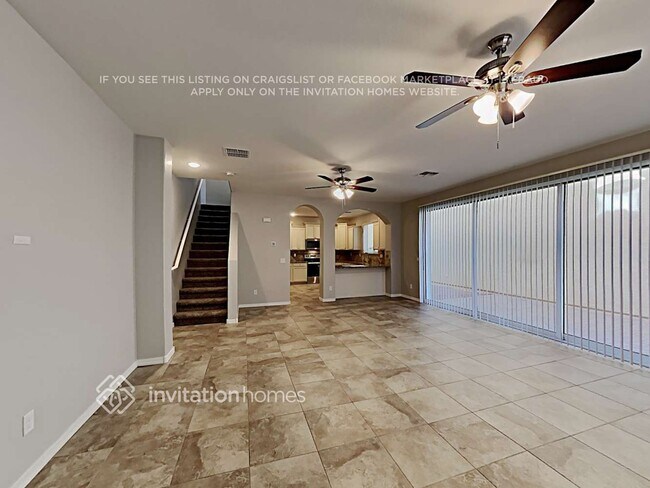 Foto del edificio - 1054 S Agnes Ln