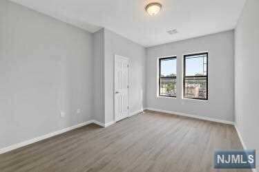 Building Photo - 118 2nd