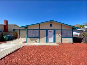 Building Photo - 1837 Mendocino St