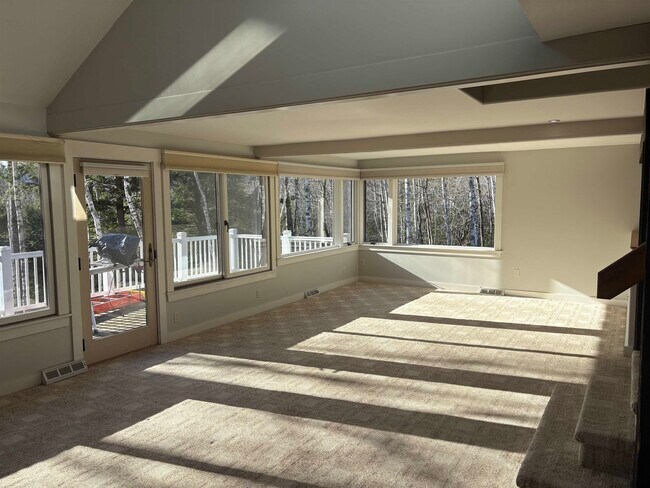 Foto del edificio - 290 Glen Ledge Rd