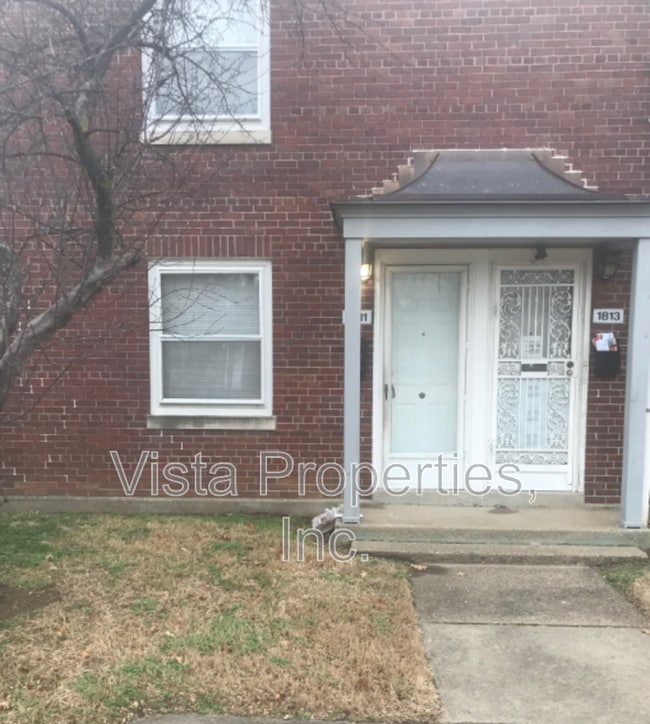 Photo - 1811 La Salle Pl House