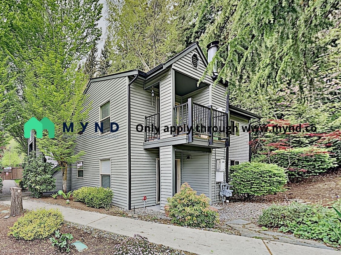 Primary Photo - 9805 Avondale Rd NE