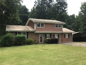 Building Photo - 6863 Dorsett Shoals Rd