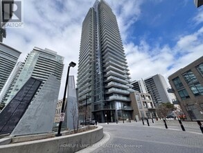 Building Photo - 56 Forest Manor Rd