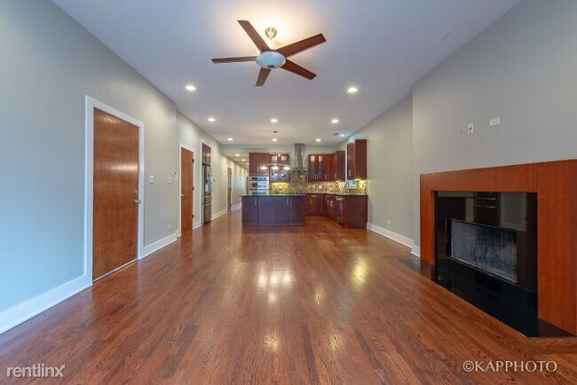 Foto del edificio - 1242 W Jackson Blvd