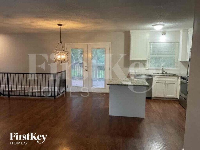 Foto del edificio - 901 Rich Rd