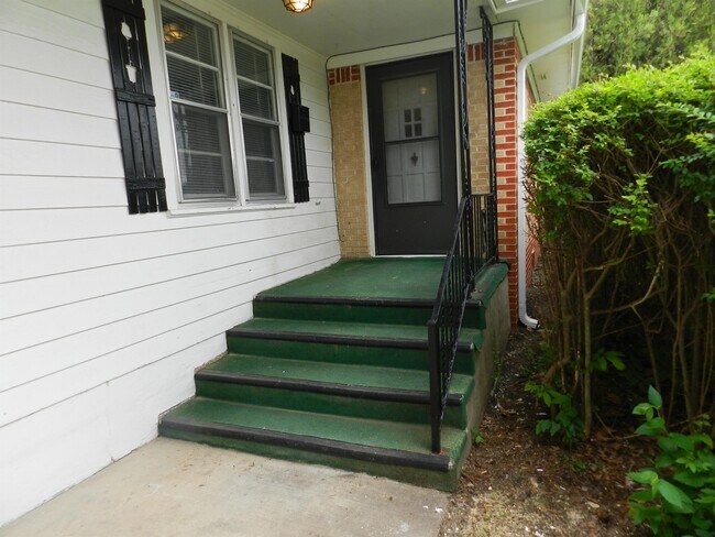 Foto del edificio - 1807 NW 22nd St
