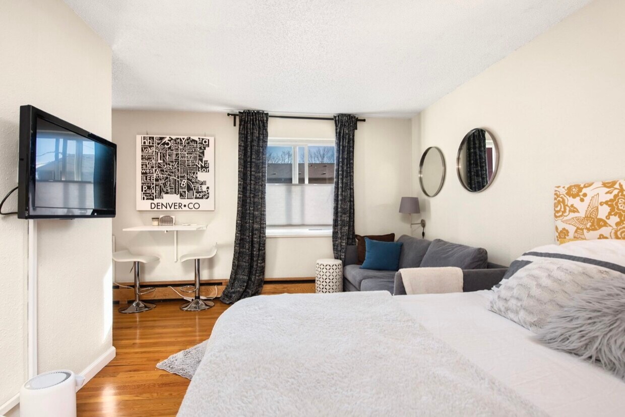 Foto principal - 2480 W Caithness Plz