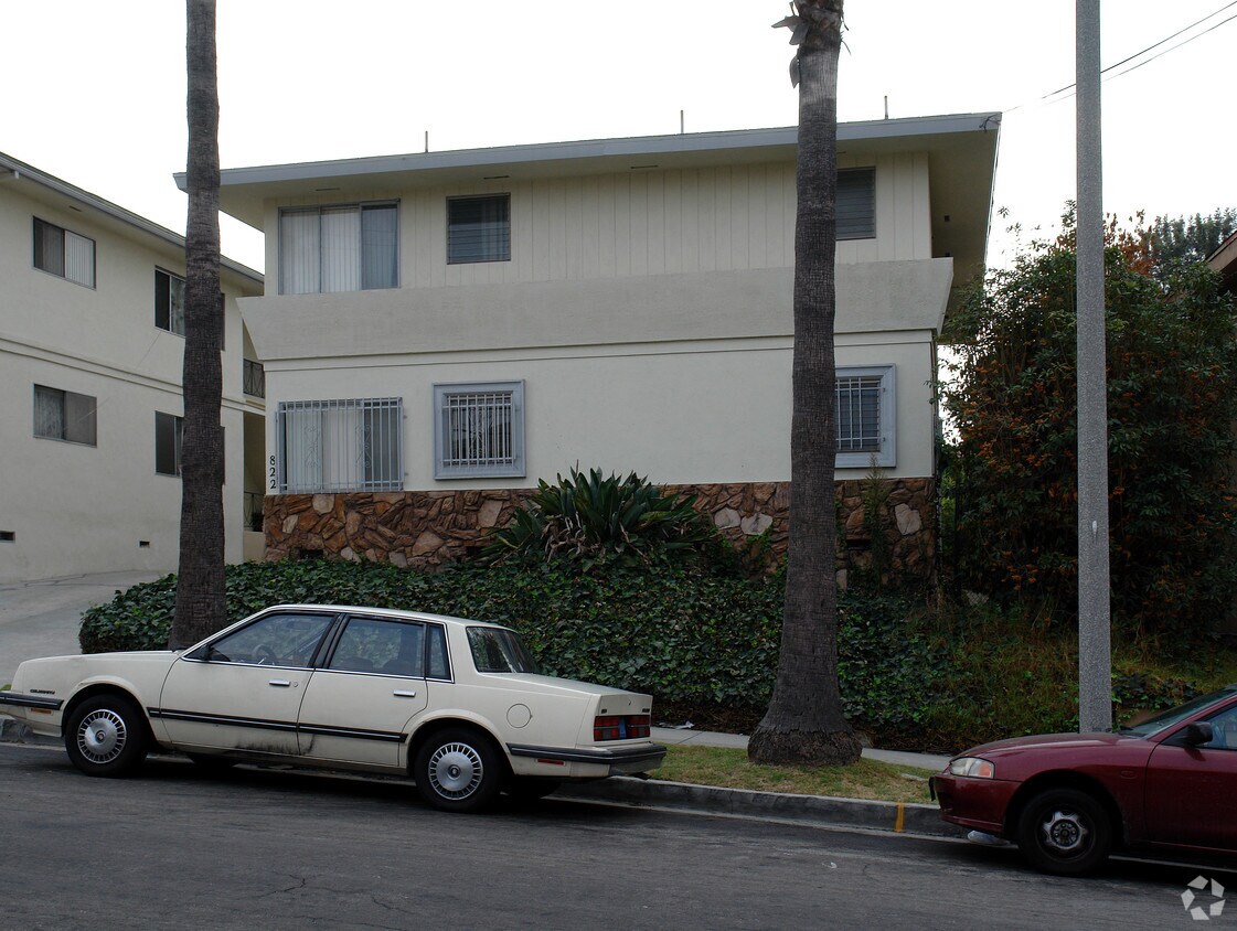 Building Photo - 822 Austin Ave
