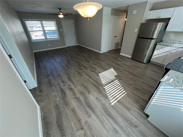 Foto del edificio - 2812 Blue Ridge Dr