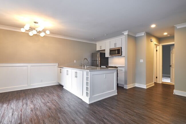 Building Photo - 1476 Pico Ct