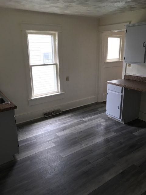 Foto del edificio - 804 W John St