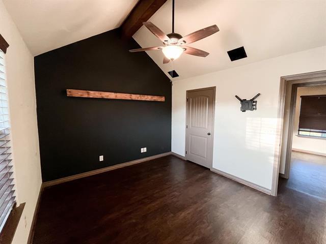Building Photo - 2401 Fox Ct