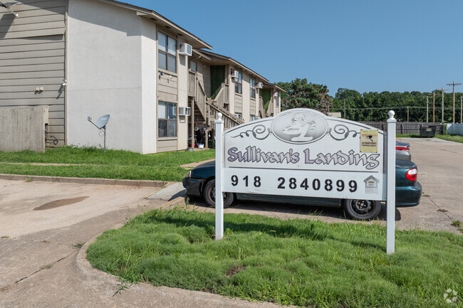 Sign - Sullivans Landing