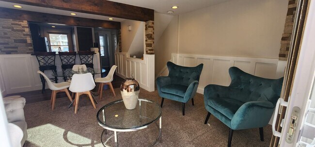 Foto del edificio - 1029 Cottonwood Ct