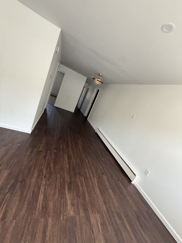 Foto del edificio - 132 E Main St