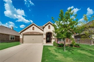 Building Photo - 225 Churchill Dr