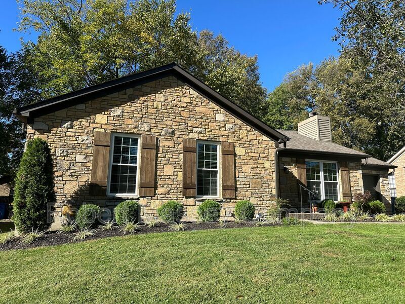 11510 Carriage Rest Ct, Louisville, KY 40243 House Rental in