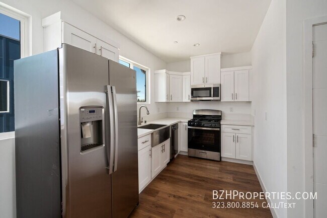 Foto del edificio - 6338 Beck Ave