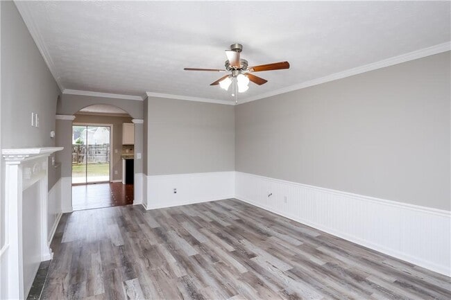 Building Photo - 2454 Canary Ct