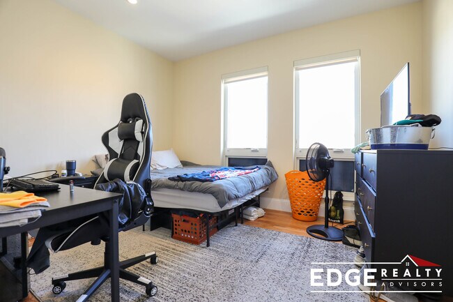 Foto del edificio - 23 Glencoe St