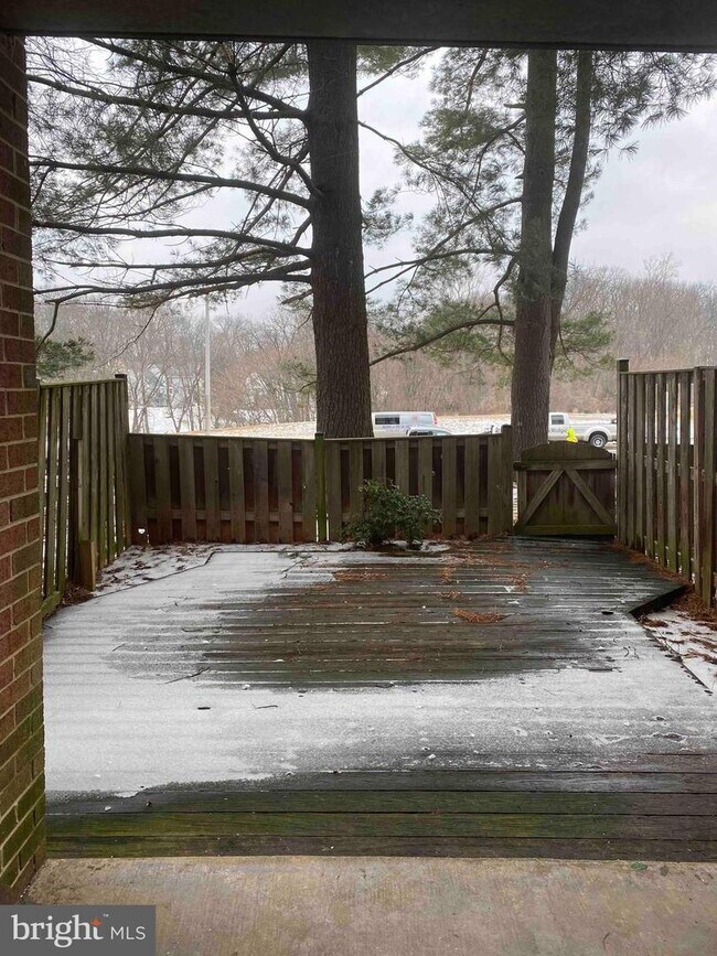 Foto del edificio - 846 Quince Orchard Blvd