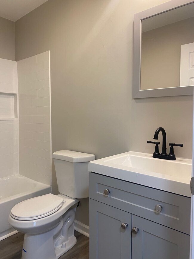 Foto del edificio - 1bd/1bath available in S. Knox