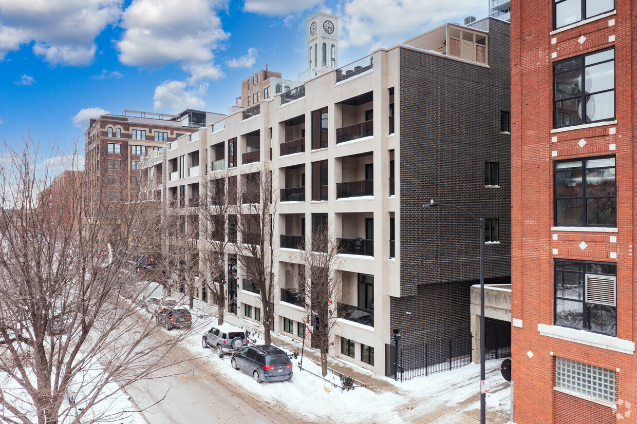 Primary Photo - West Loop Collection