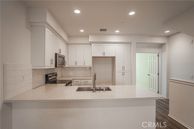 Foto del edificio - 5736 Spring St