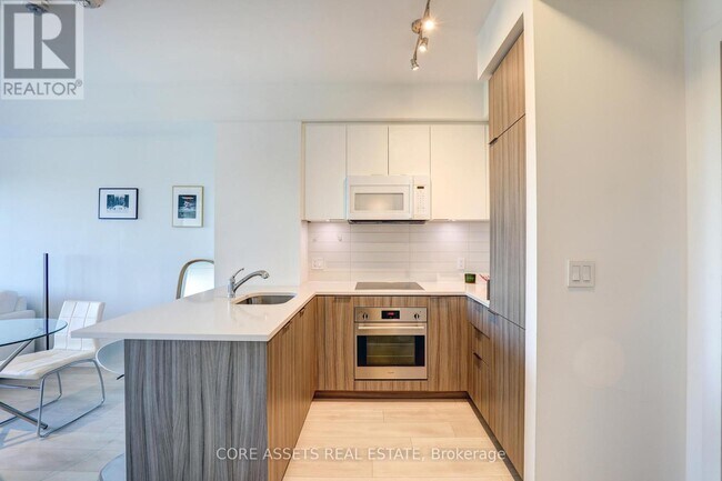 Photo du bâtiment - 709-223 ST CLAIR Ave