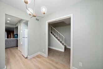 Building Photo - 11550 Chimney Rock Rd