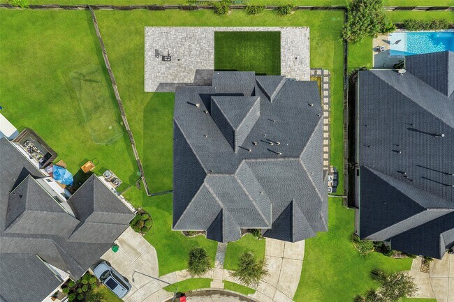 Building Photo - 28946 Parker Ridge Dr
