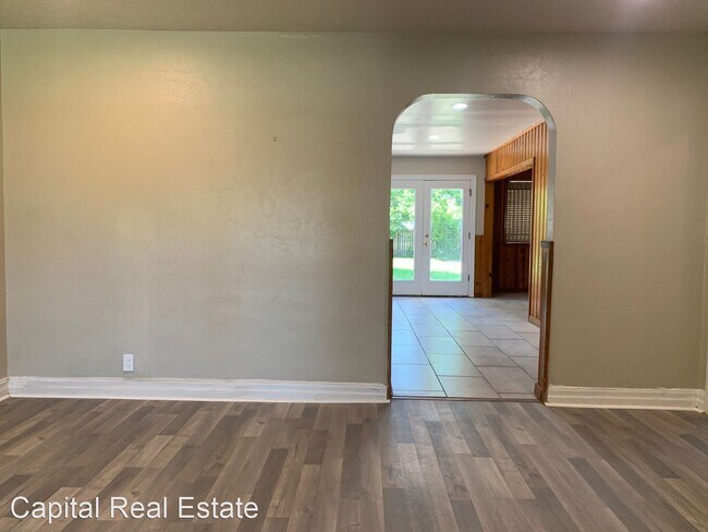 Building Photo - 3 br, 2 bath House - 6807 NW 43rd St