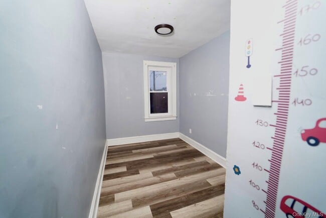 Foto del edificio - 161 Rockaway Ave