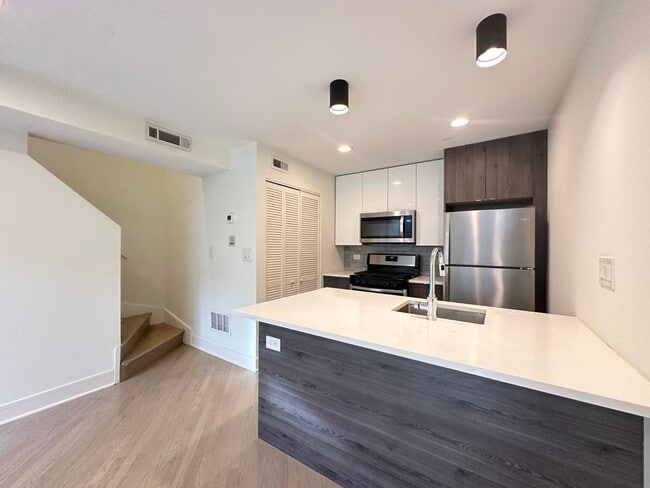 Foto del edificio - 843 W Grace St