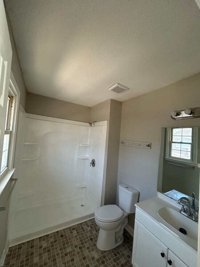 Foto del edificio - 27 Brunson St