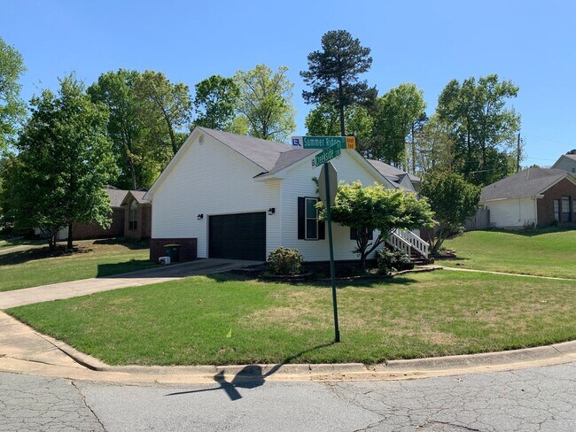 Foto del edificio - 1 Summer Ridge Ct