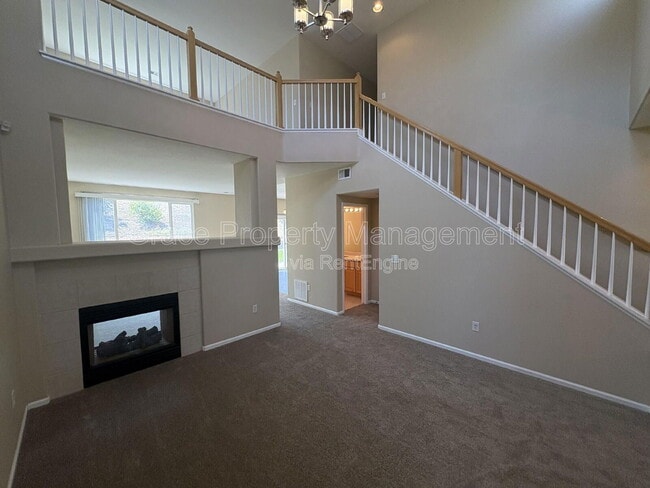 Photo - 910 Humboldt Way House