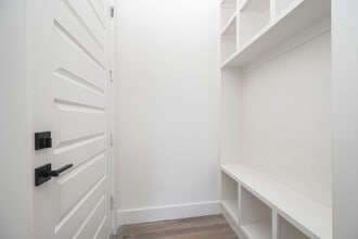 Building Photo - 3619 Bremond St