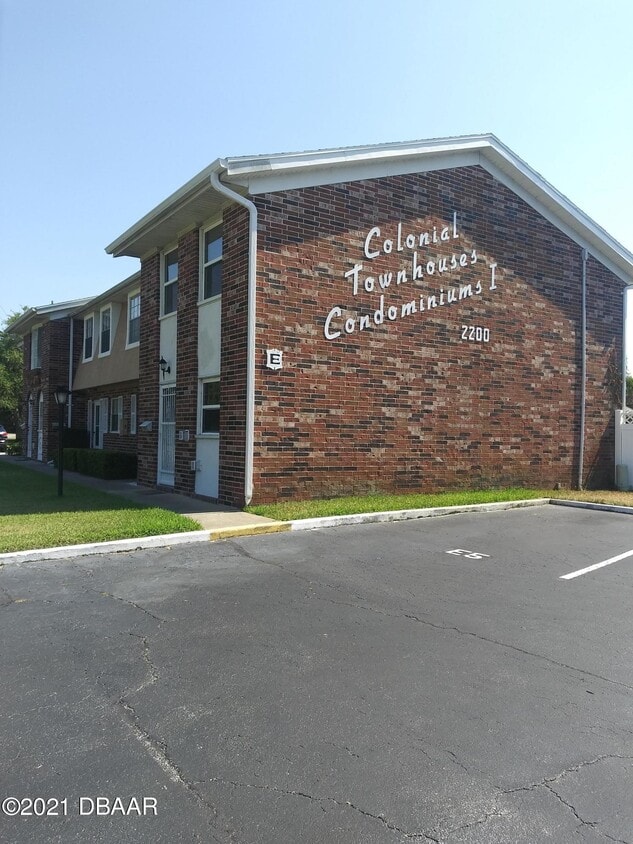 2200 S Palmetto Ave Unit E030, South Daytona, FL 32119 Condo for Rent