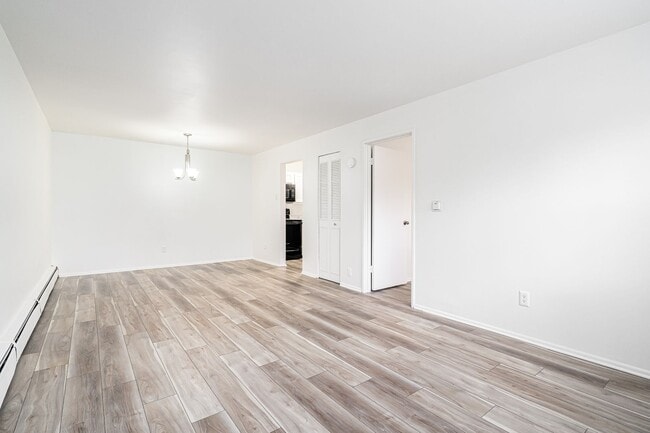 Interior Photo - Lindsay Court Apartments