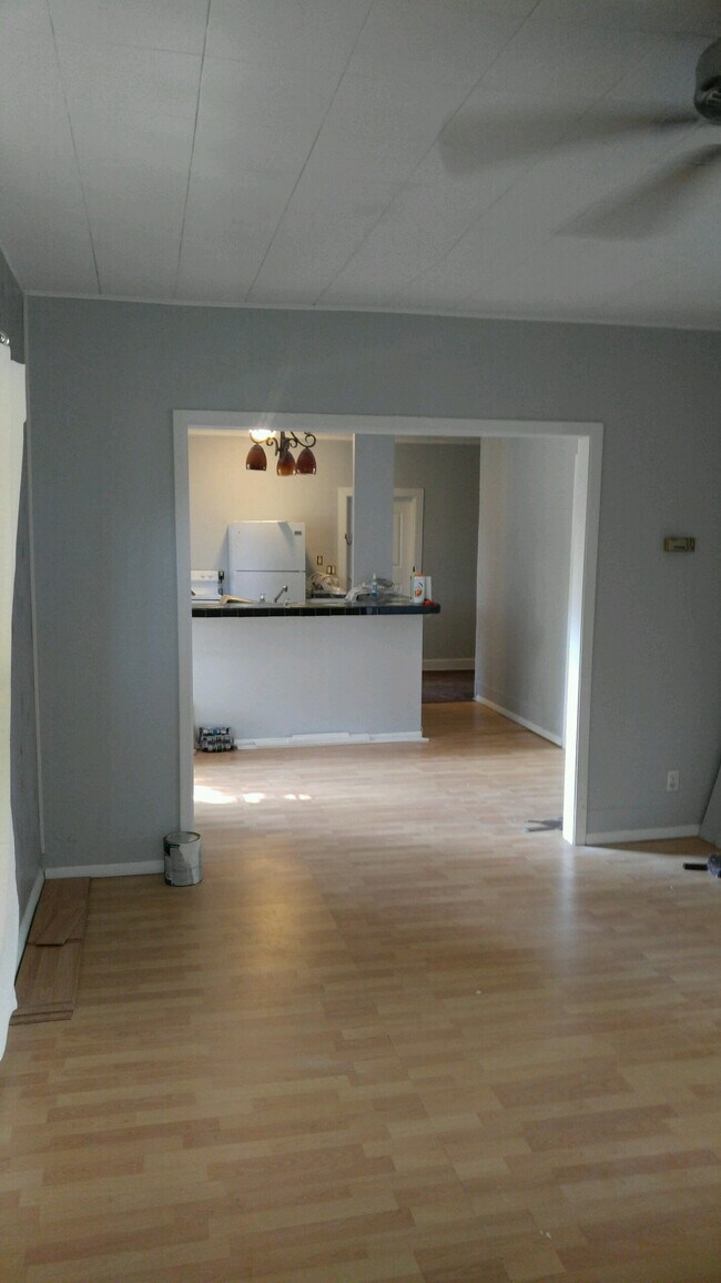 Building Photo - 1407 N Lake Shipp Dr SW